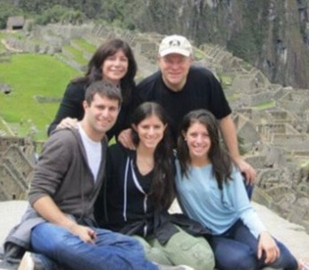 Marlene Resnick Tepper with her ex-husband and their children.